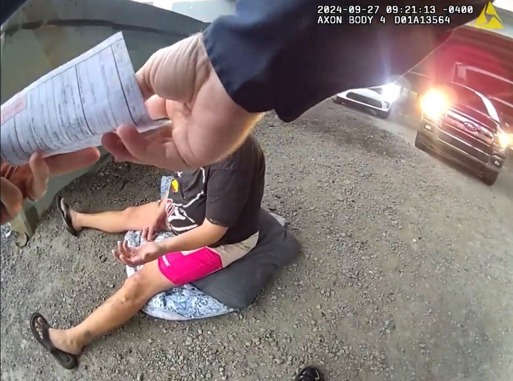 LMPD body cam - pregnant woman in labor cited